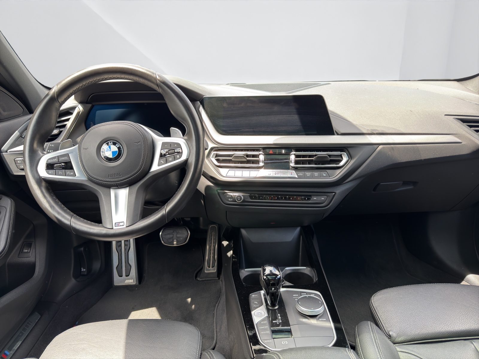 BMW 120d xDrive SAG-image-15