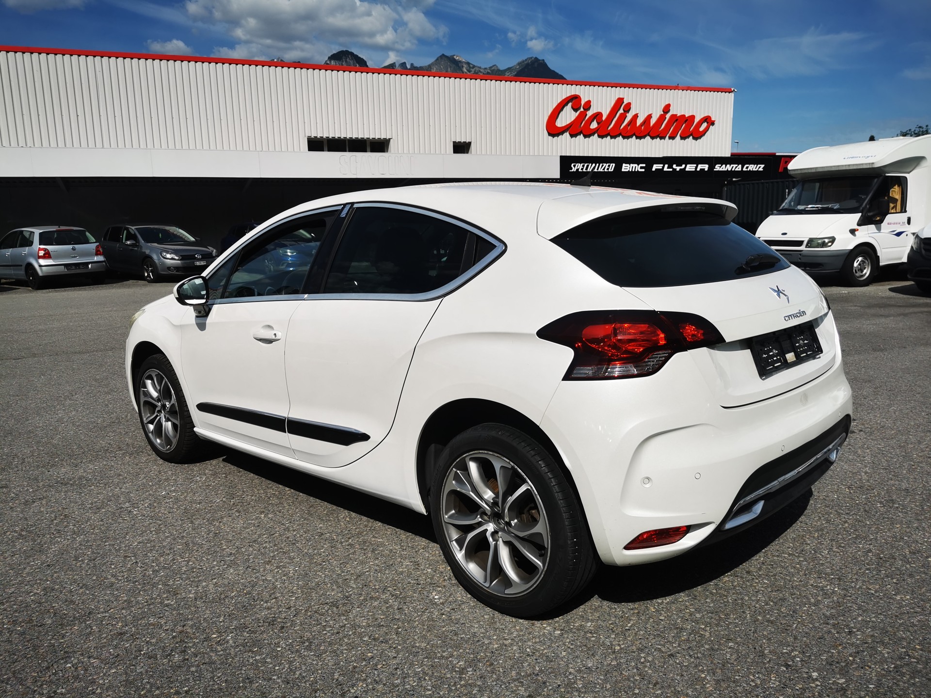 DS AUTOMOBILES DS4 1.6 THP Sport Chic-image-4