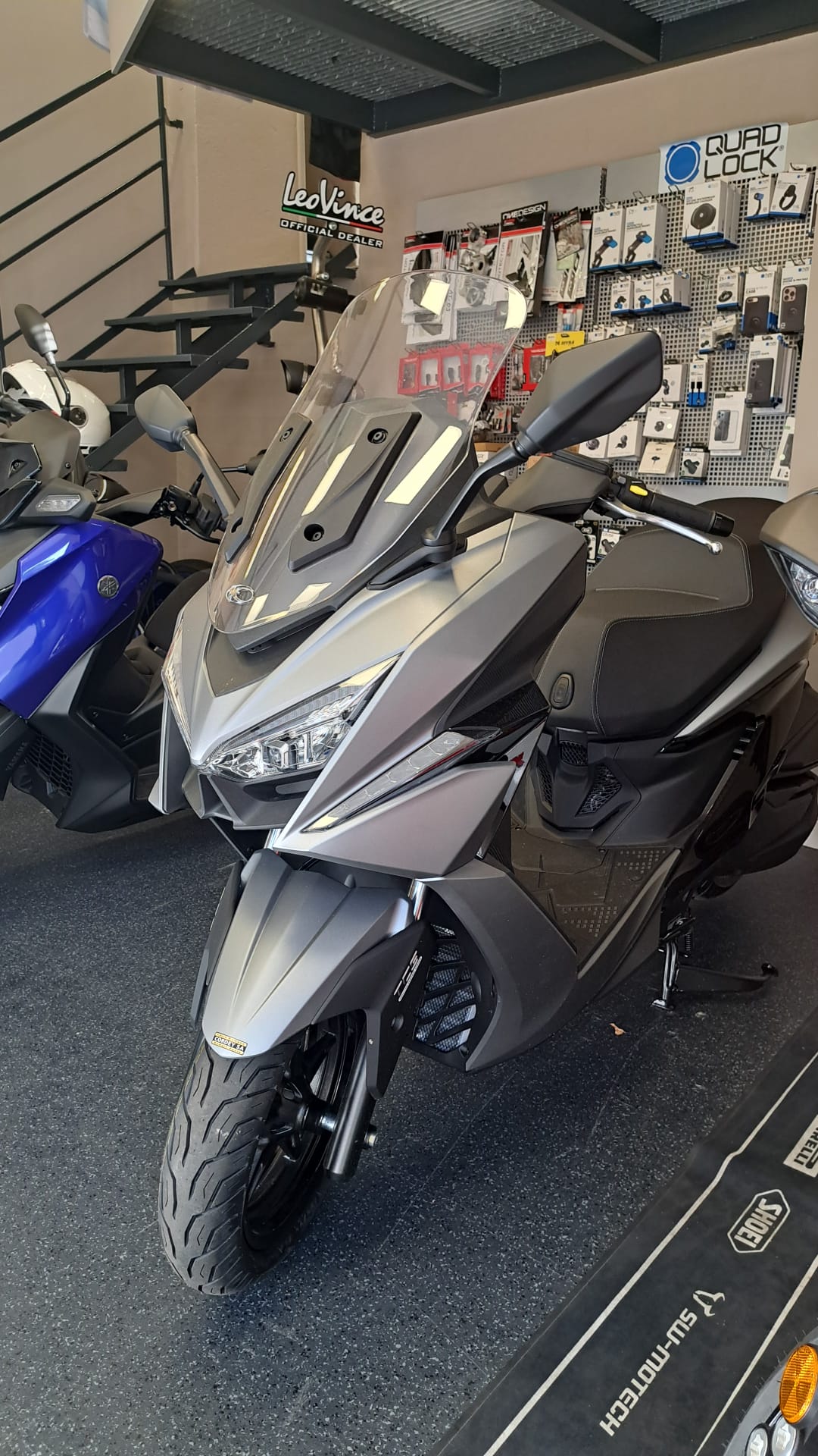 KYMCO SKY TOWN 250-image-1
