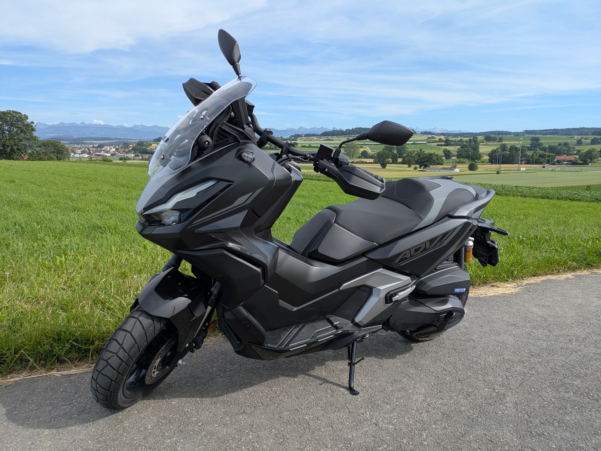 HONDA ADV 350-image-0