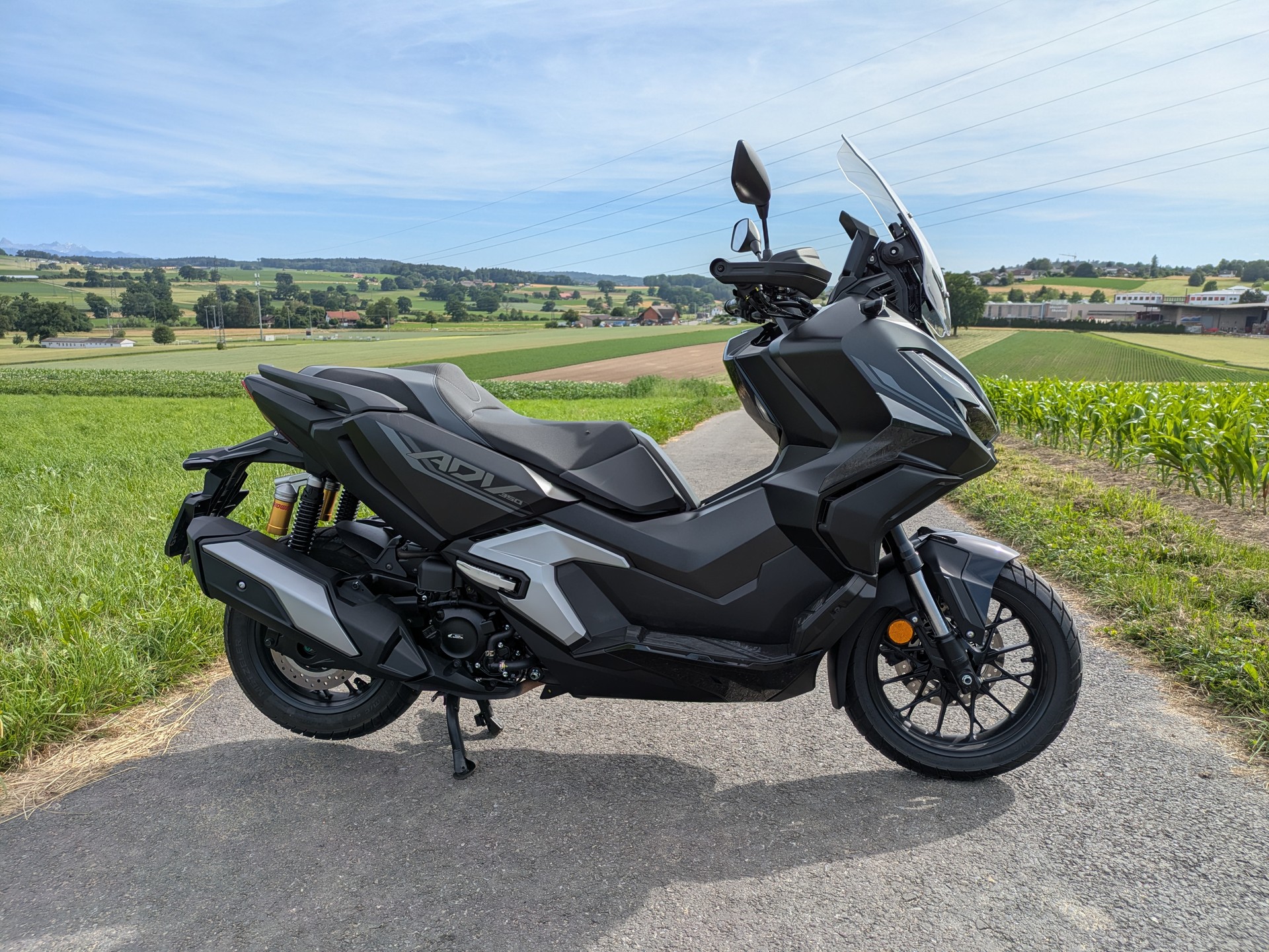 HONDA ADV 350-image-4