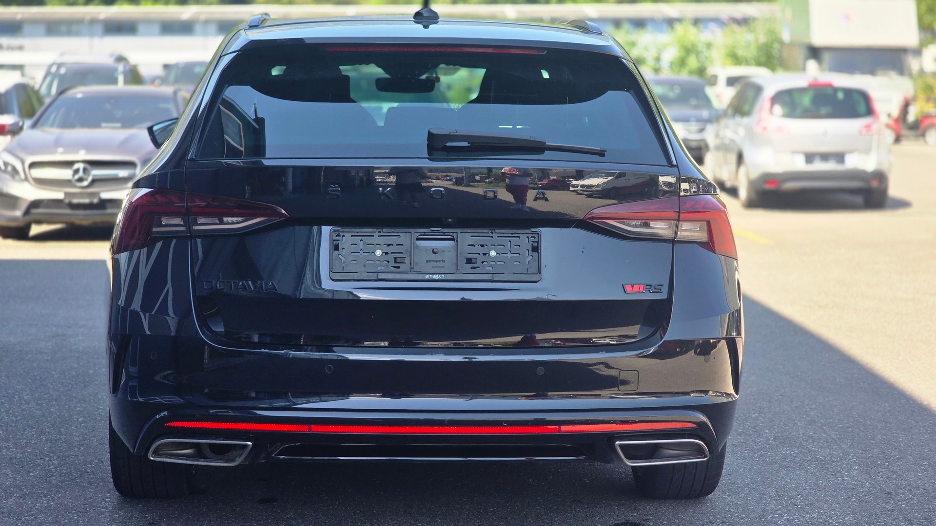 SKODA Octavia Combi 2.0 TDI DSG Style 4x4-image-5