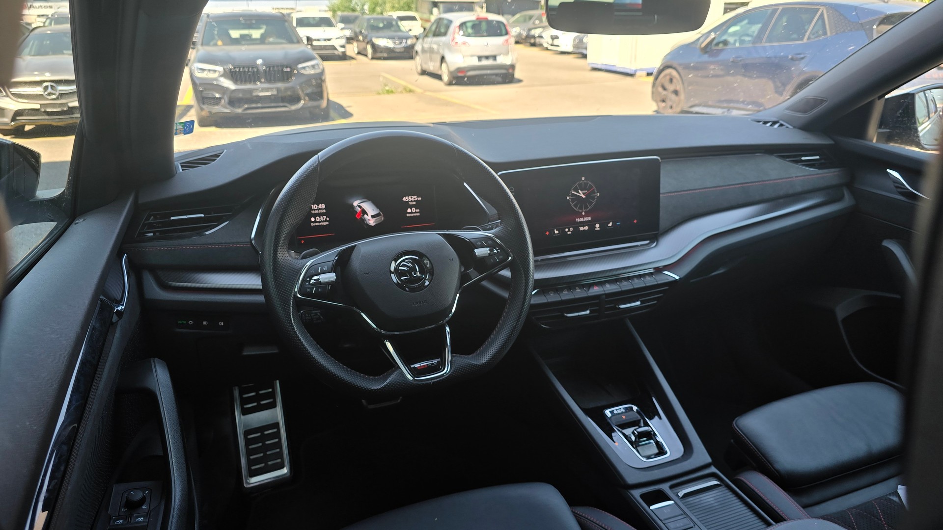 SKODA Octavia Combi 2.0 TDI DSG Style 4x4-image-10