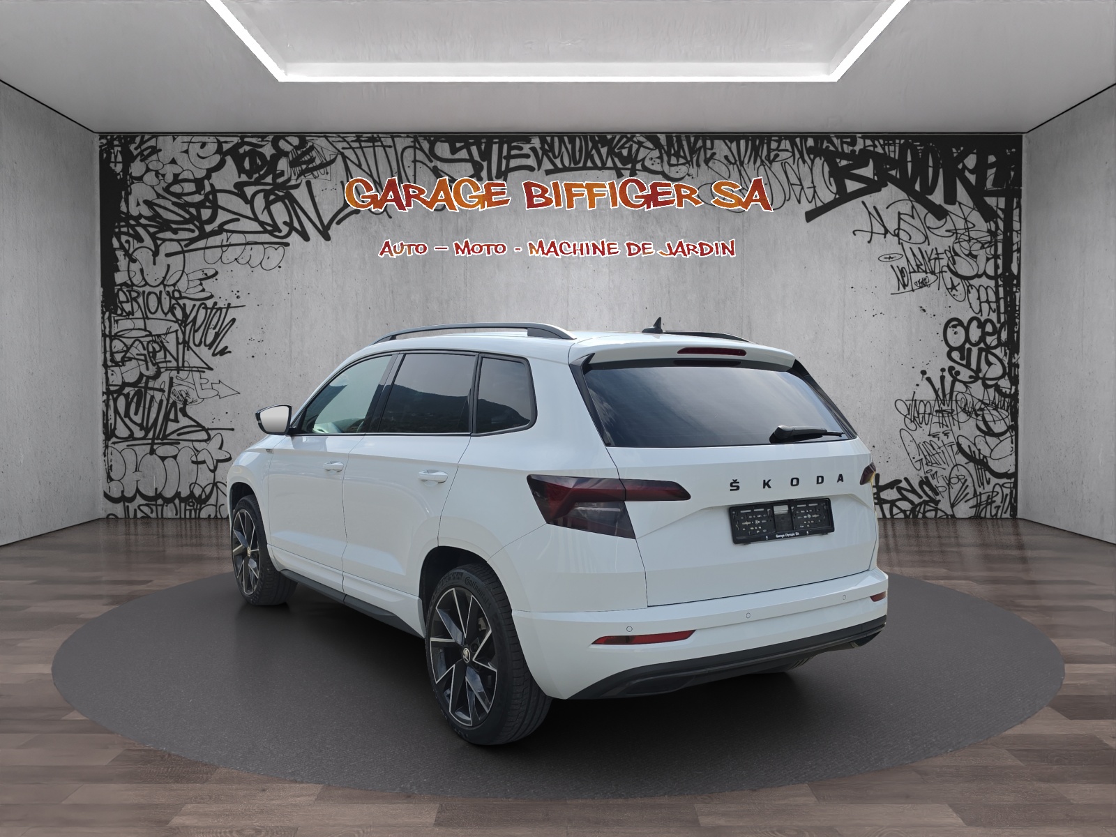 SKODA Karoq 2.0 TSI SportLine 4x4 DSG-image-2