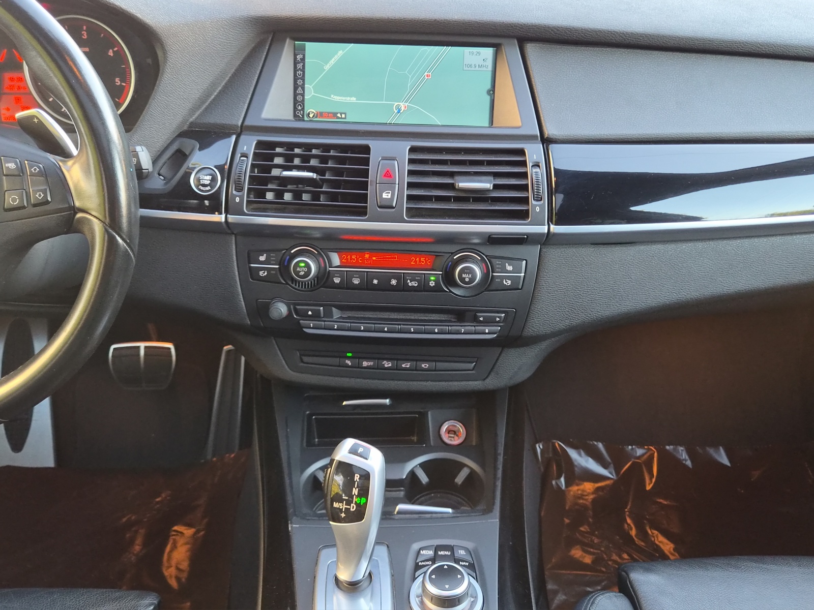 BMW xDrive 30d M Sportpaket-image-10