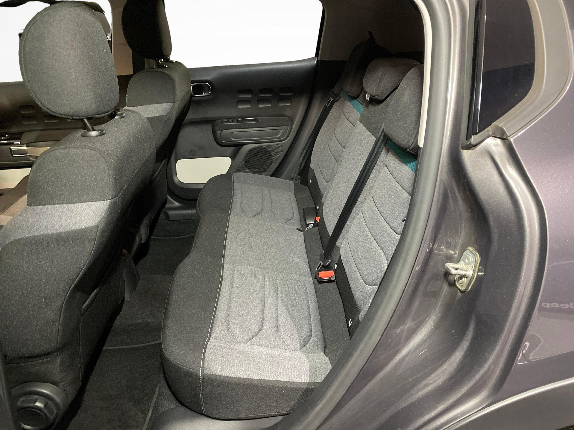 CITROEN C3 1.2 PureTech Shine-image-9