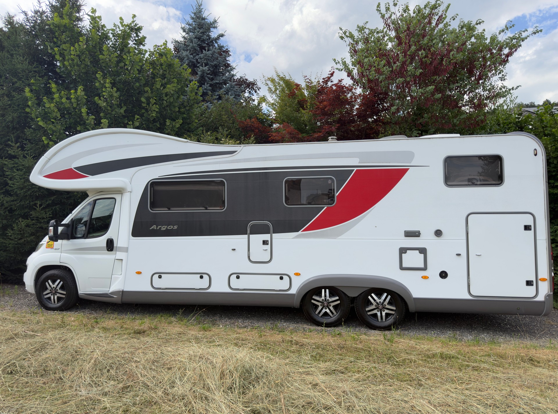 BÜRSTNER Argos 747-2 G Fiat Ducato