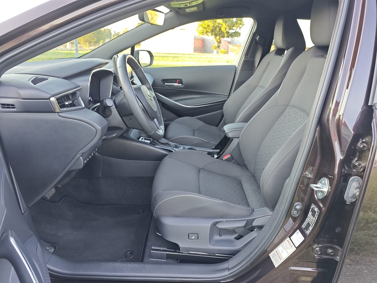 SUZUKI Swace 1.8 Hybrid Compact Top E-CVT-image-15