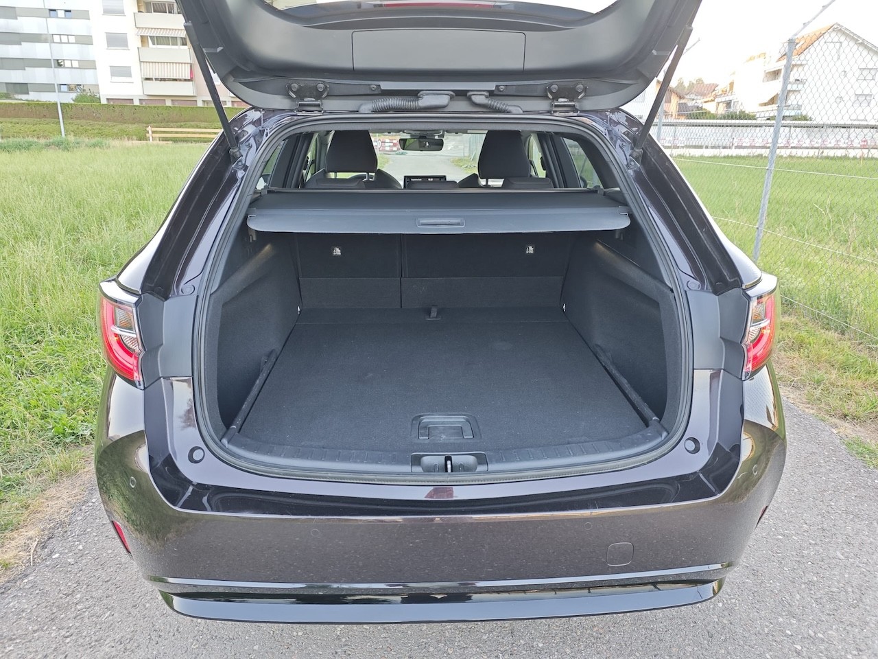 SUZUKI Swace 1.8 Hybrid Compact Top E-CVT-image-13
