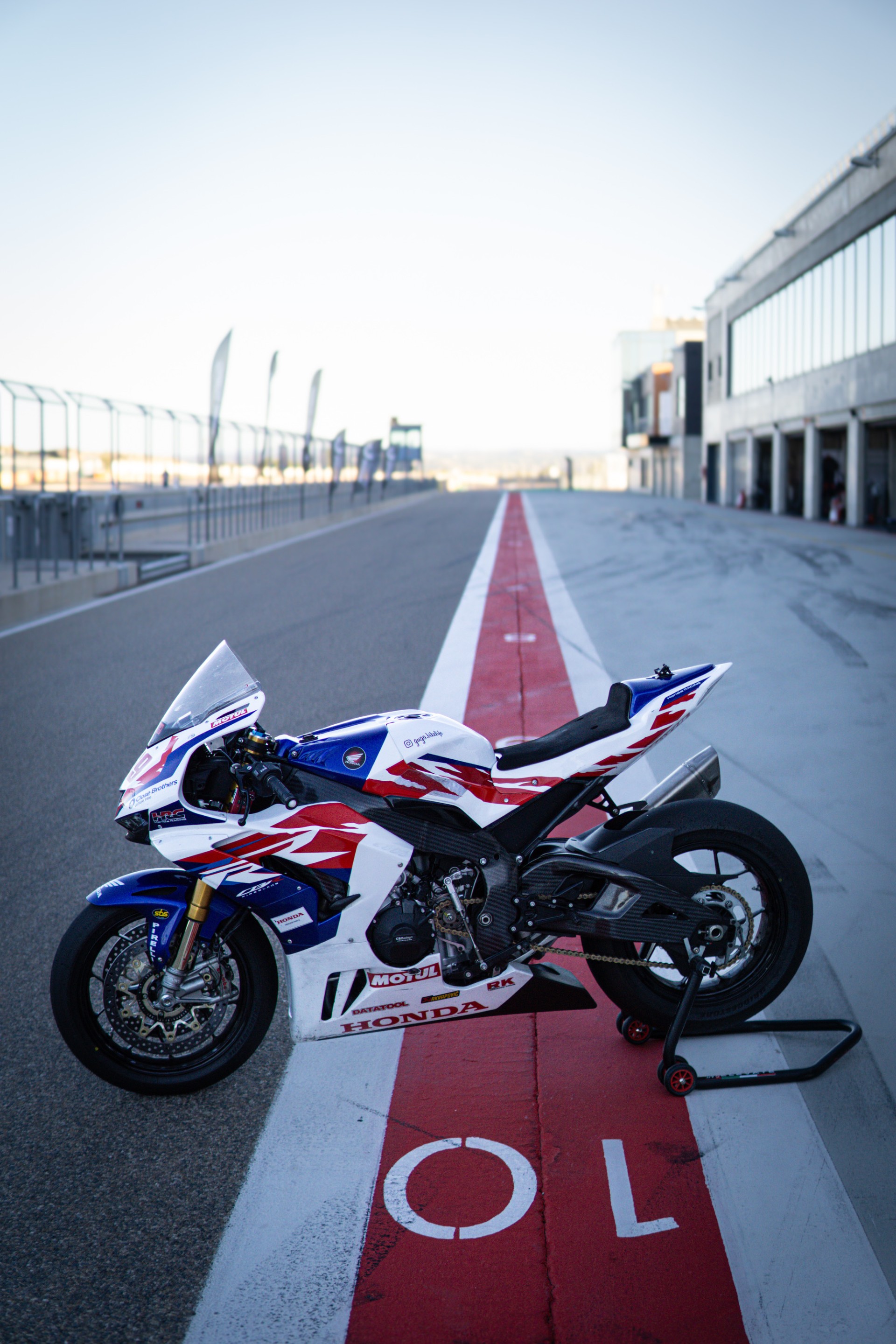 HONDA CBR 1000 RR-R SP (Im Kundenauftrag-image-0