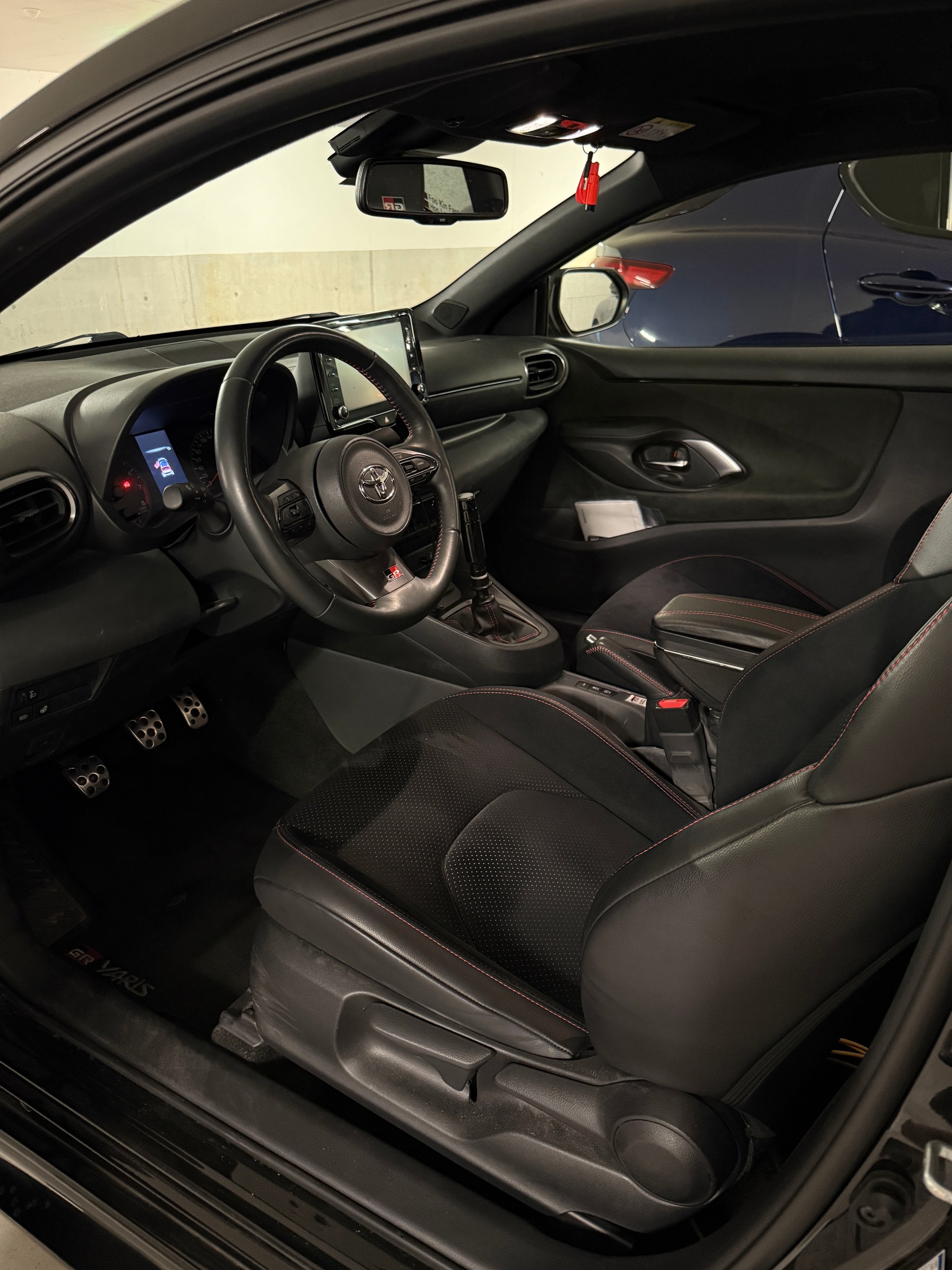 TOYOTA 1.6 Turbo Sport 4x4-image-4