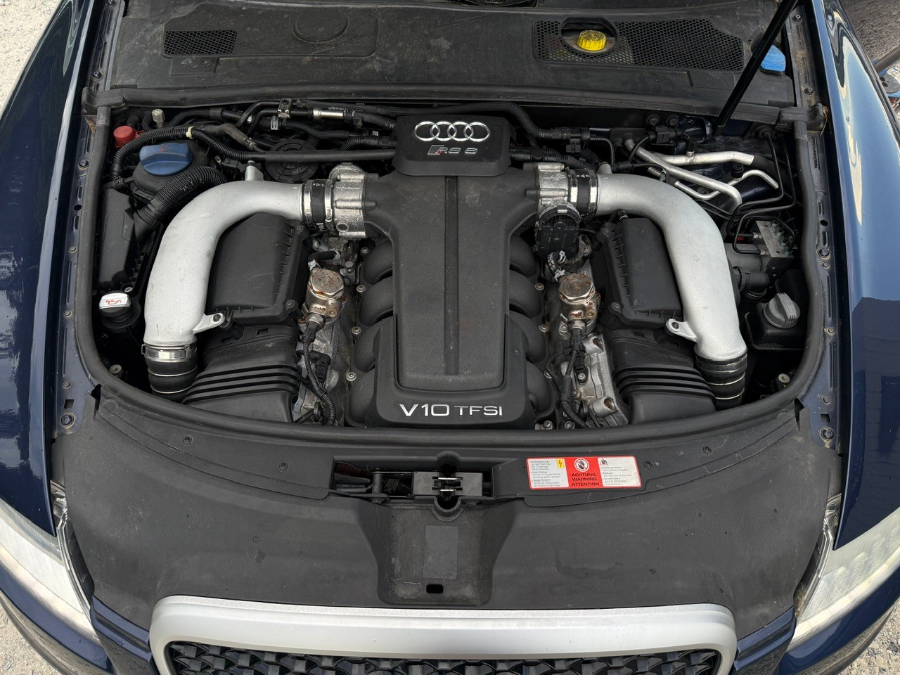 AUDI RS6 Avant 5.0 TFSI V10 quattro tiptronic-image-15