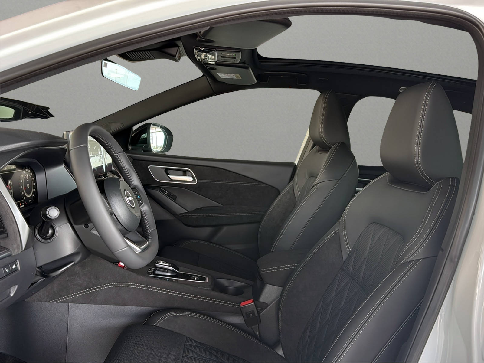NISSAN Qashqai 1.5 VC-T e-Power Tekna+-showroom-element-3