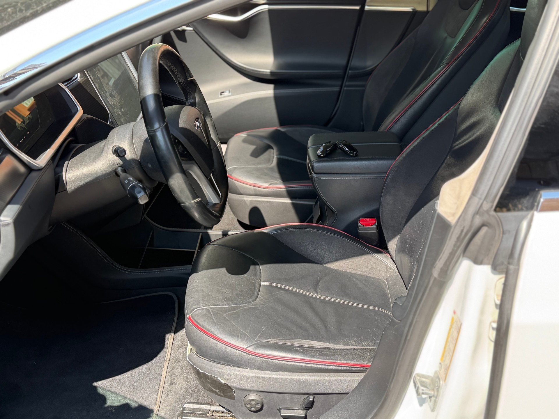 TESLA Model S 85 Signature Performance 85-image-8