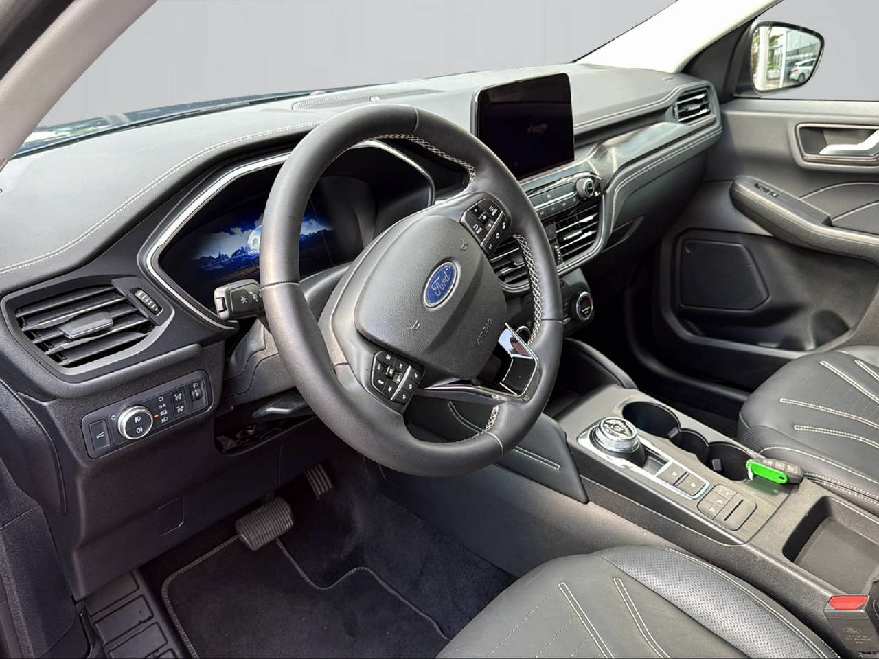 FORD Kuga 2.5 Hybrid Vignale 4x4-image-8