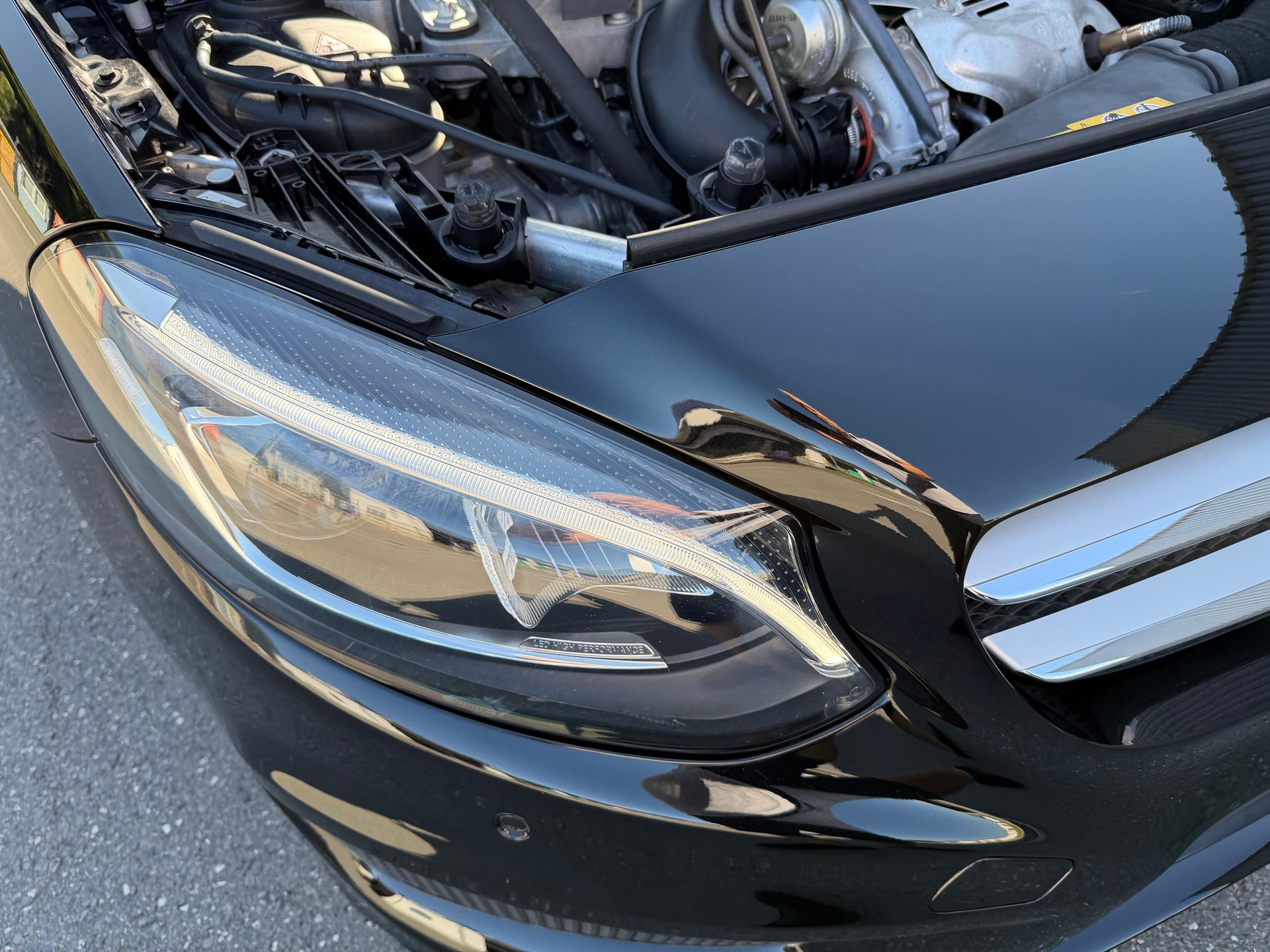 MERCEDES-BENZ B 220 AMG Line 4Matic 7G-DCT-image-48
