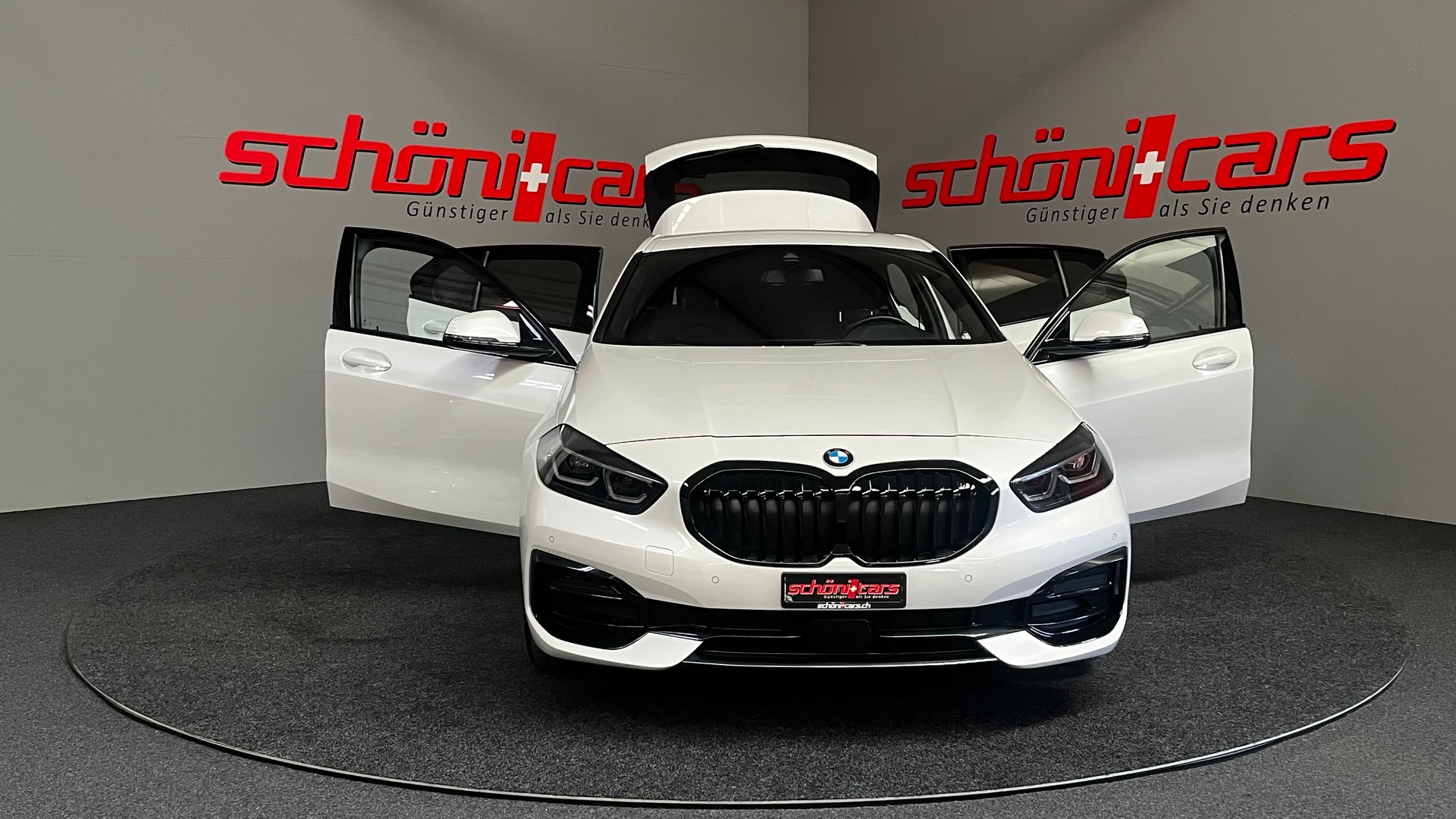 BMW 118i Sport Line Steptronic-image-9