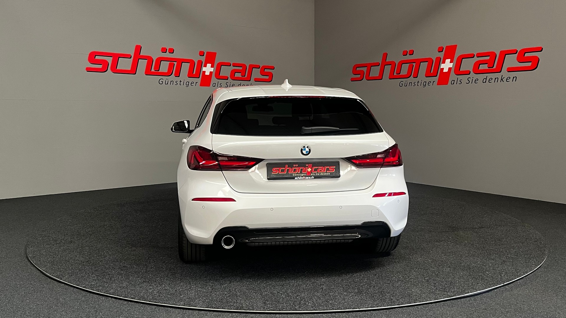 BMW 118i Sport Line Steptronic-image-4