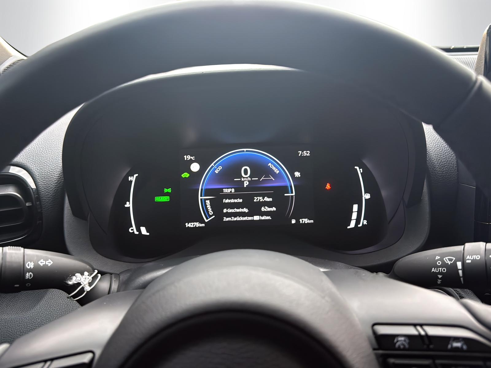 TOYOTA Yaris Cross 1.5 VVT-i HSD Trend AWD-i-image-9