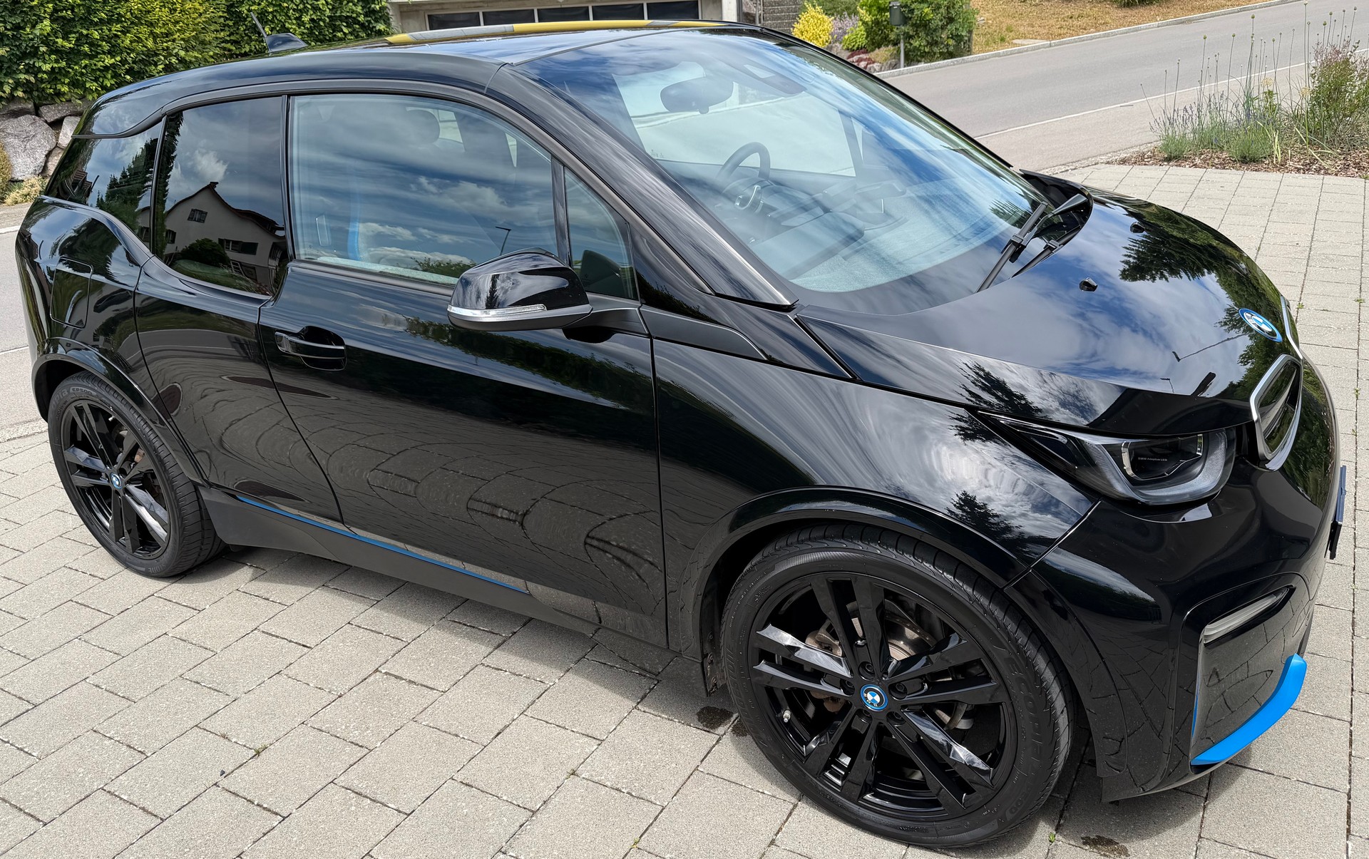 BMW BMW i3s (120Ah)-image-1