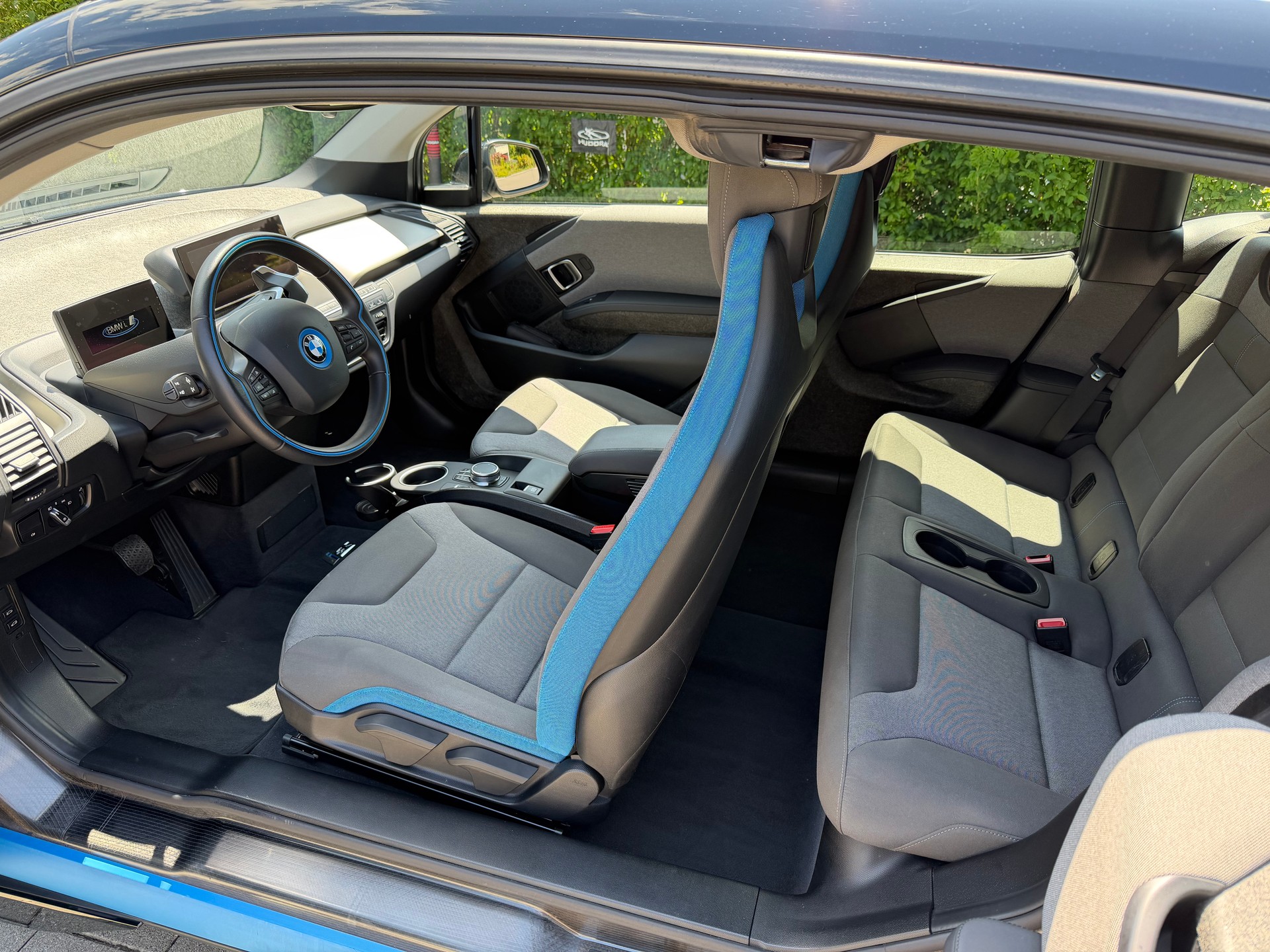 BMW BMW i3s (120Ah)-image-3