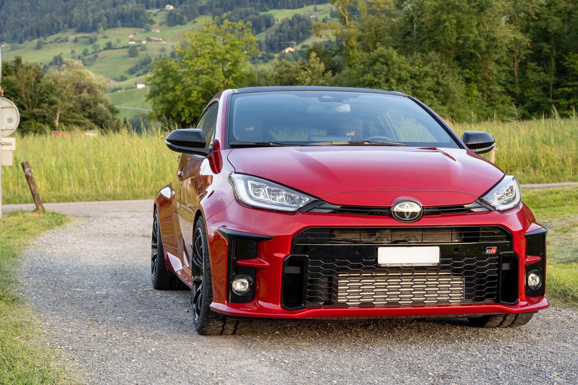 TOYOTA 1.6 Turbo Sport 4x4-image-4