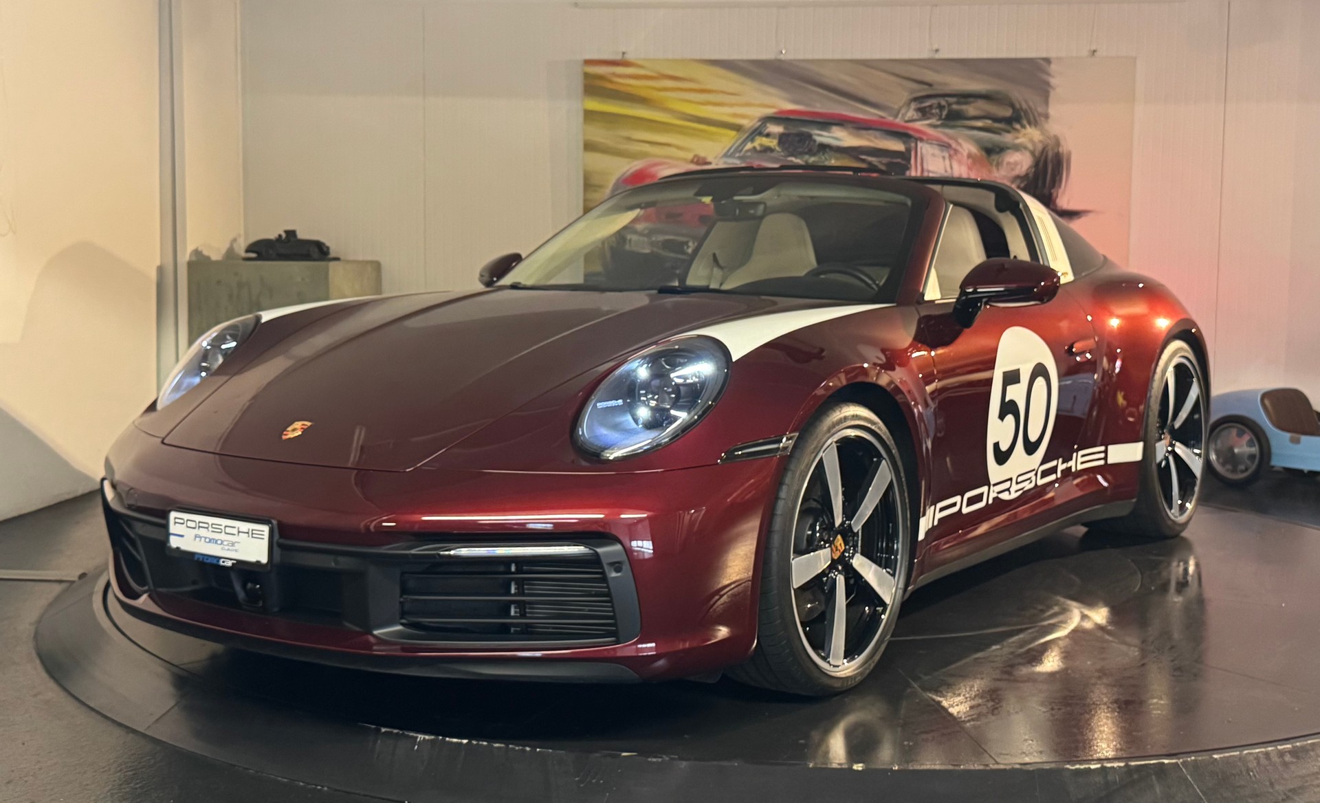 PORSCHE 911 Targa 4S Heritage Design Edition PDK
