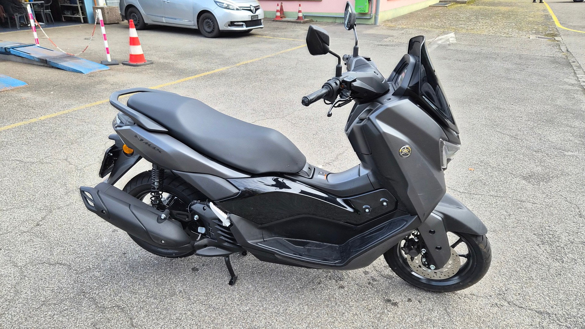 YAMAHA GPD 125-image-5