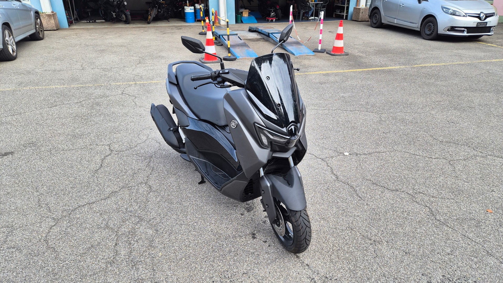 YAMAHA GPD 125-image-3