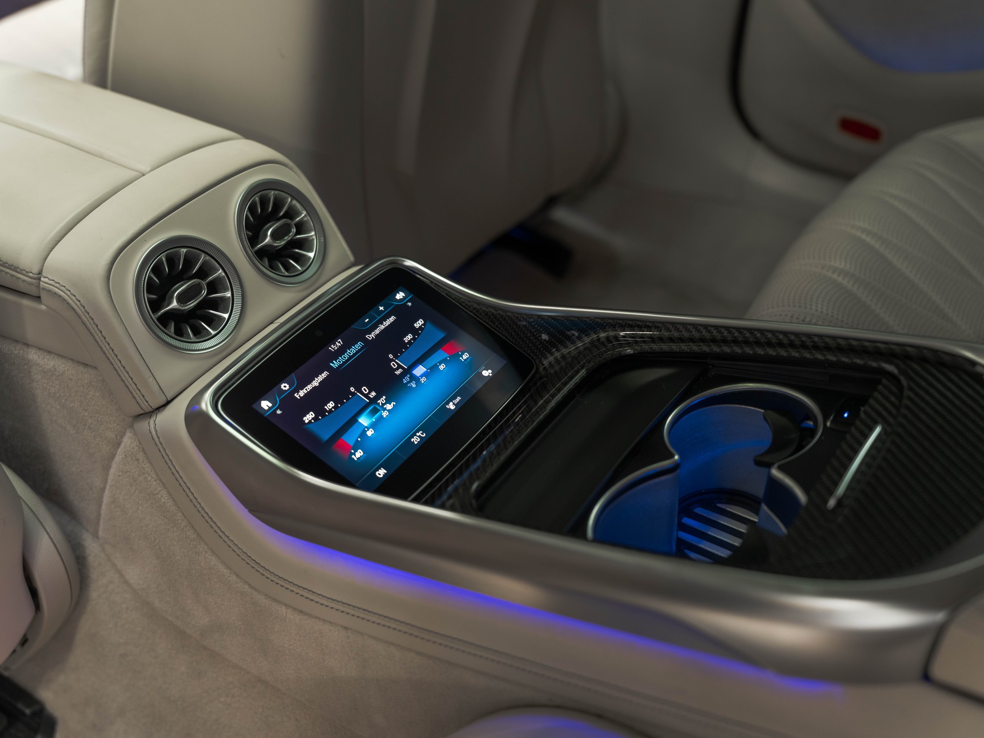 MERCEDES-BENZ AMG GT 4 43 4Matic+ Speedshift TCT-image-13