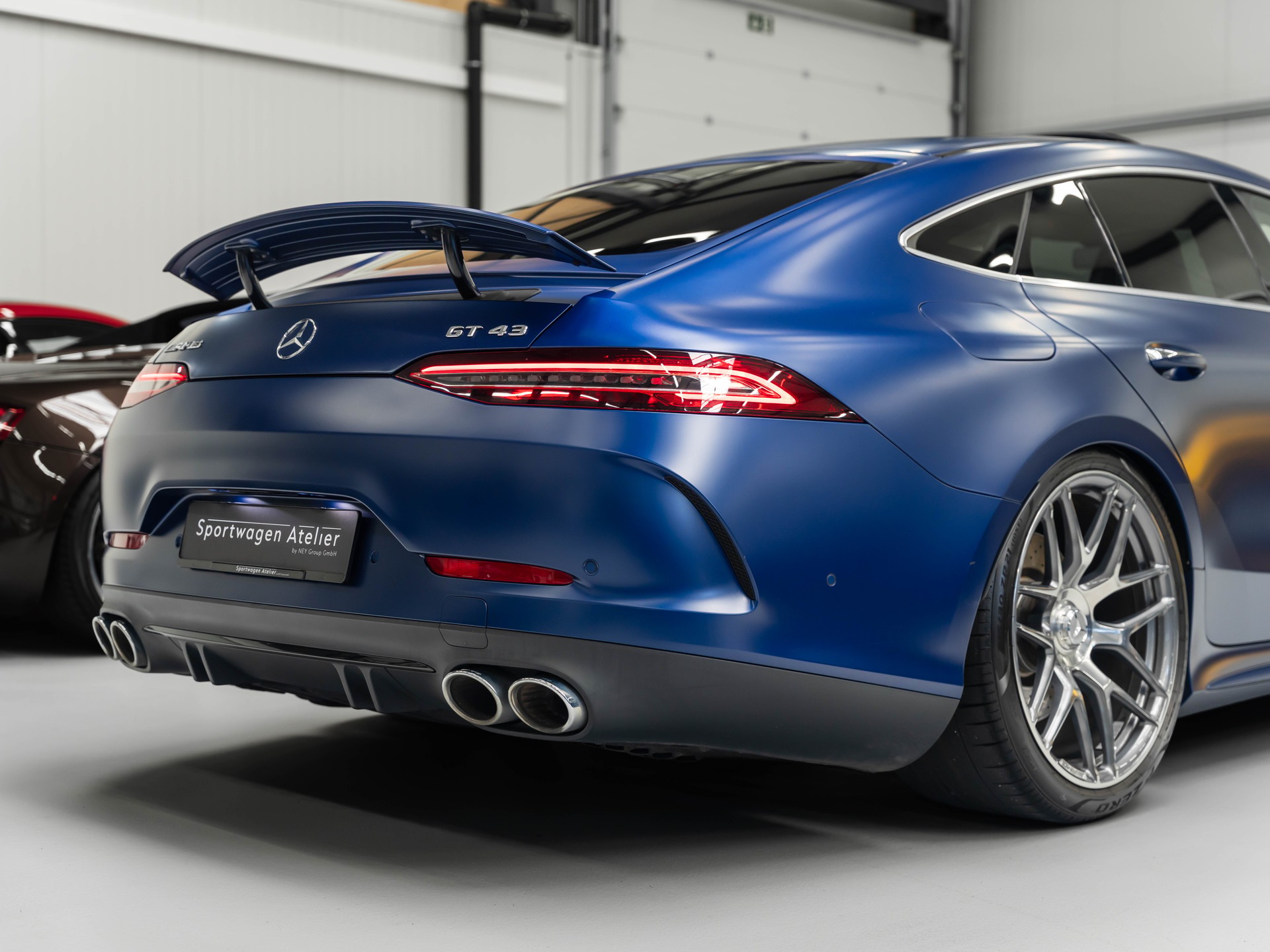 MERCEDES-BENZ AMG GT 4 43 4Matic+ Speedshift TCT-image-19