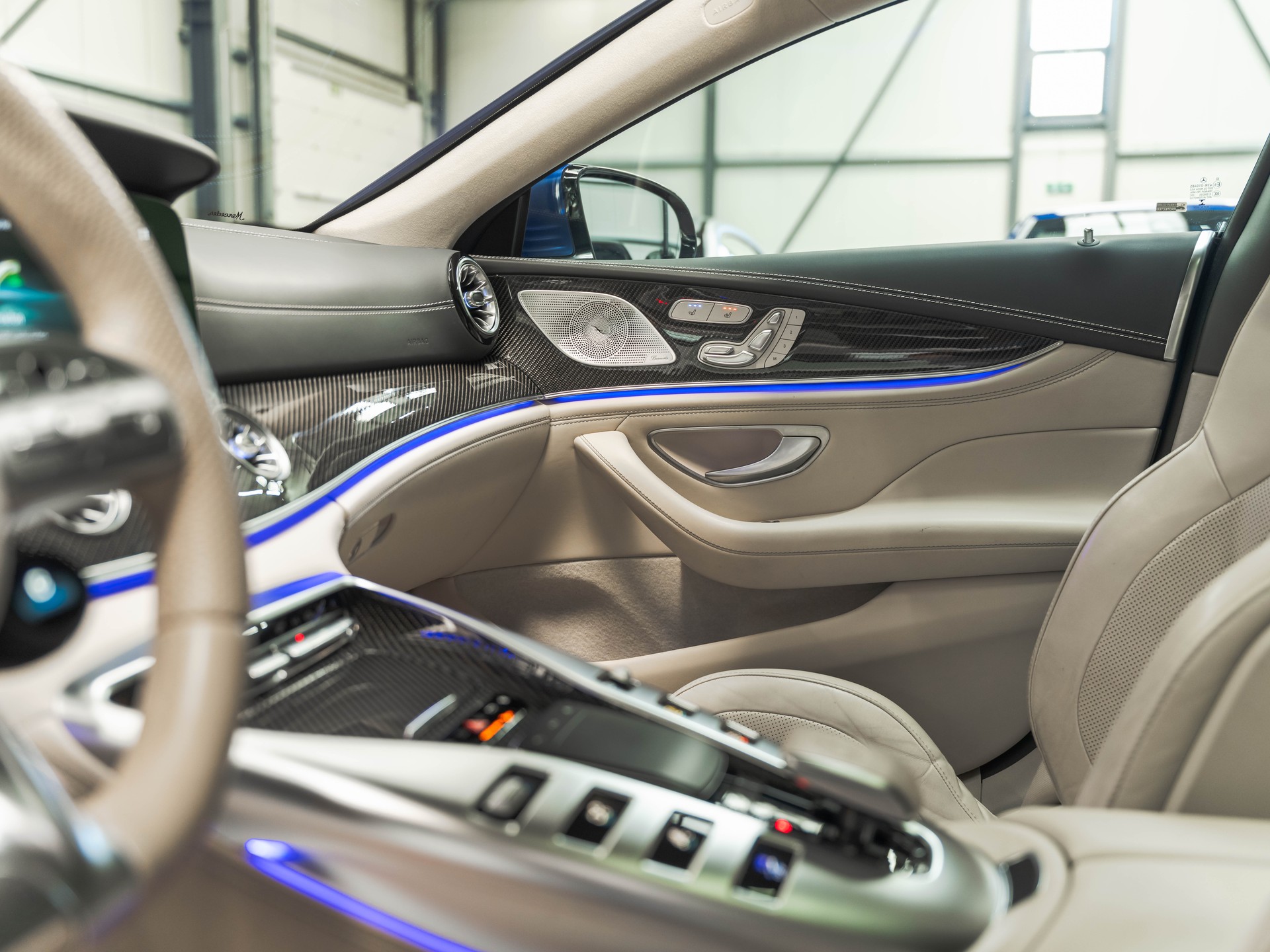 MERCEDES-BENZ AMG GT 4 43 4Matic+ Speedshift TCT-image-8