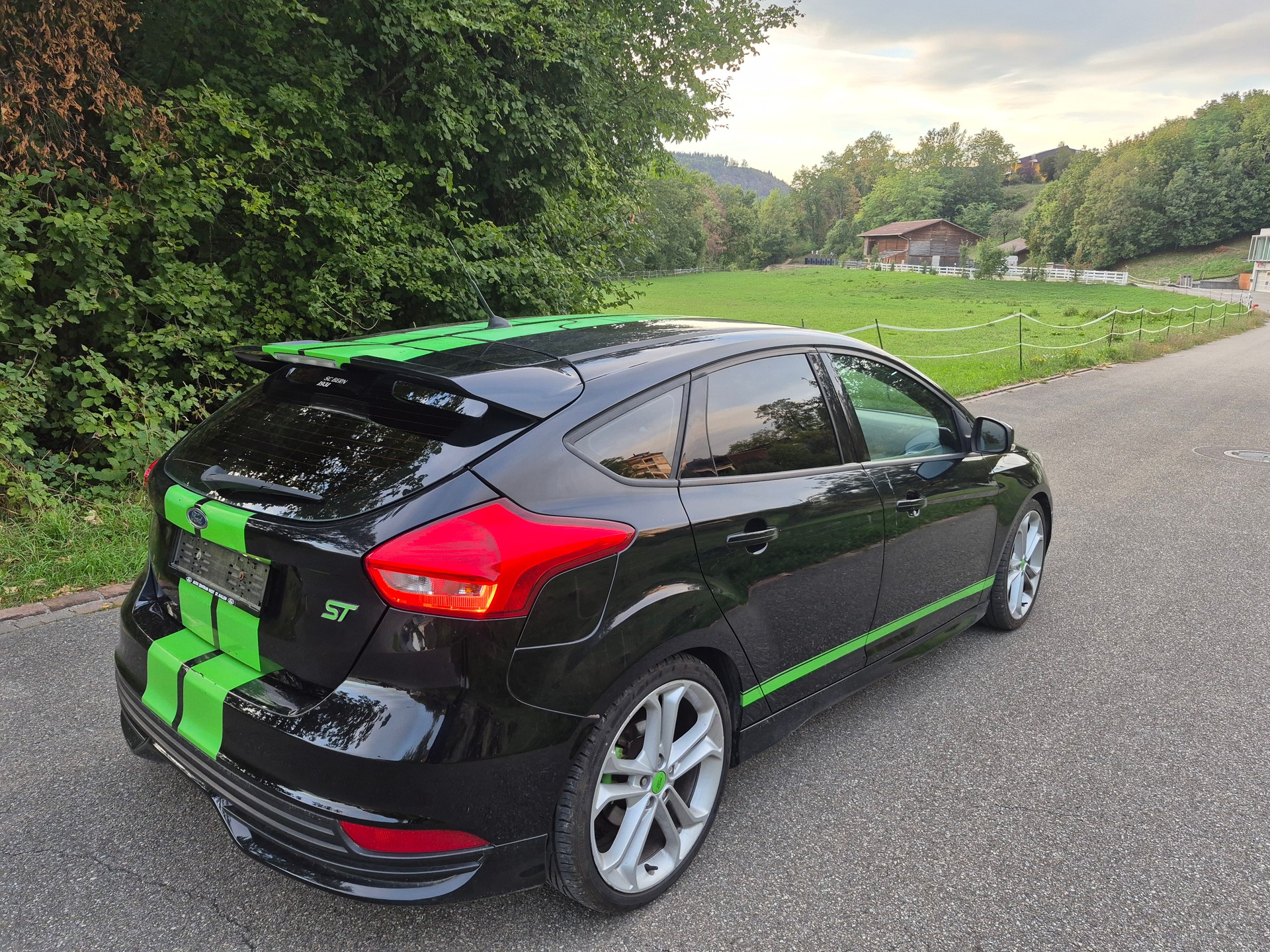 FORD Focus 2.0 SCTi ST3-image-3