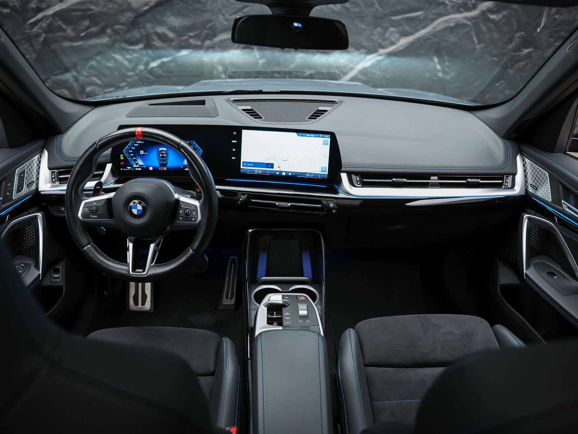 BMW X1 xDrive M35i *Werksgarantie*Panorama*Head-Up*Harman/Kardon*AHK*-image-21