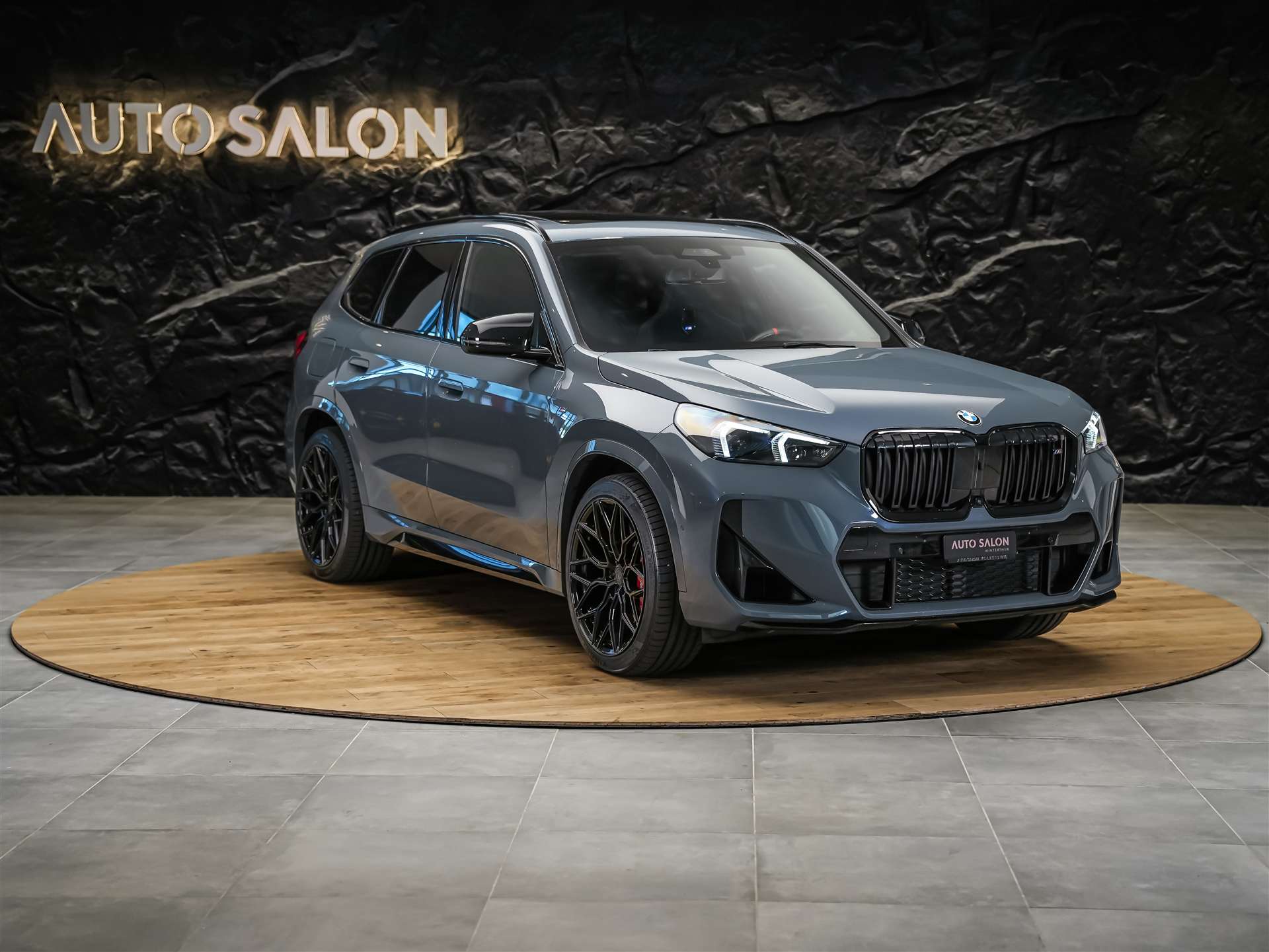 BMW X1 xDrive M35i *Werksgarantie*Panorama*Head-Up*Harman/Kardon*AHK*-image-6