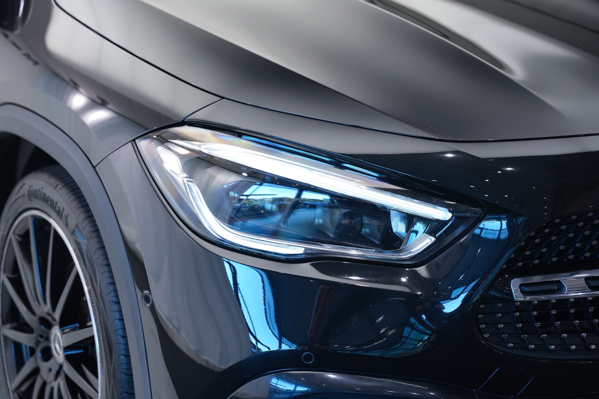 MERCEDES-BENZ GLA 220d 4Matic AMG Line 8G-DCT *CH-Fahrzeug*-image-45