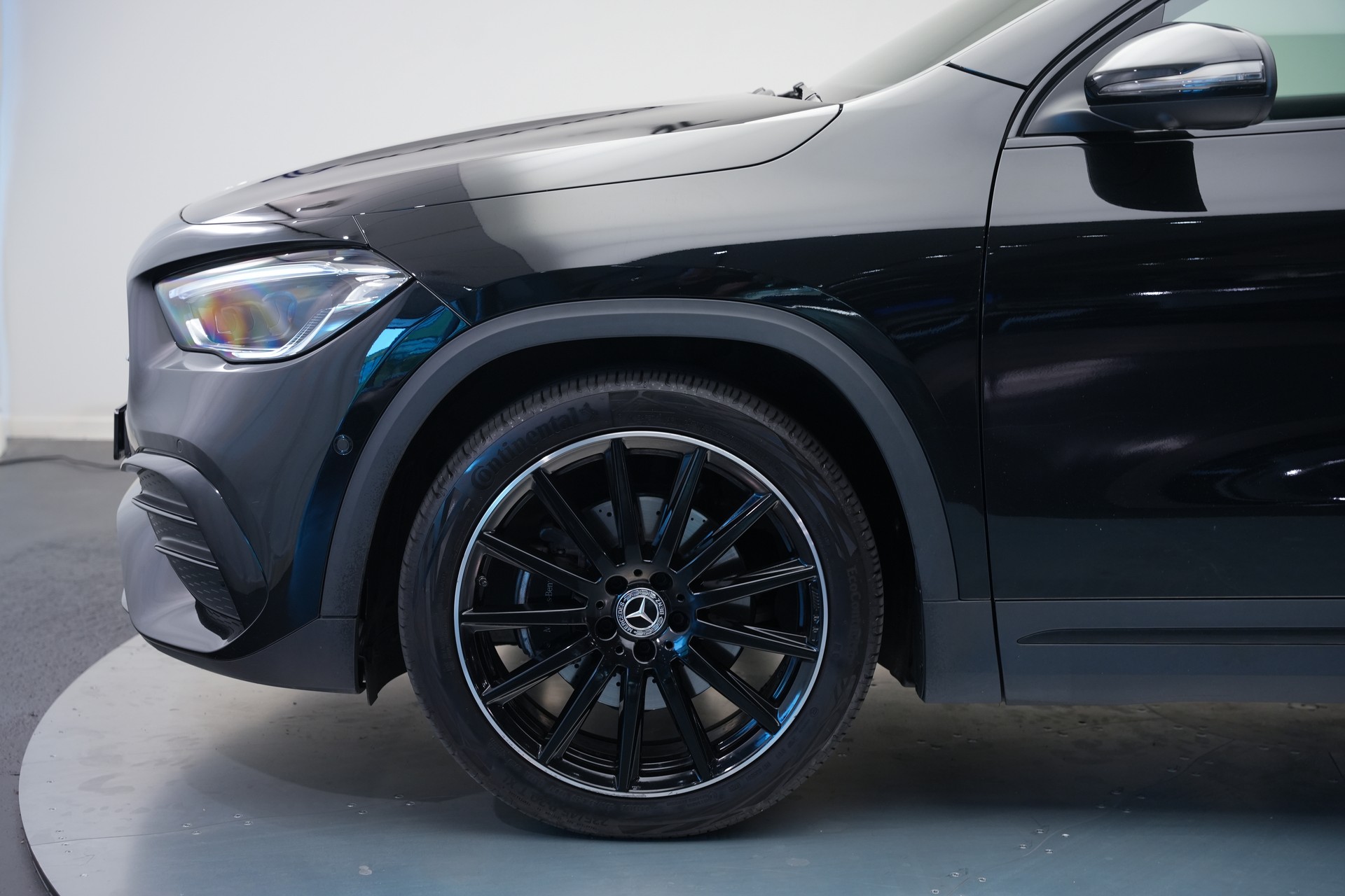 MERCEDES-BENZ GLA 220d 4Matic AMG Line 8G-DCT *CH-Fahrzeug*-image-41