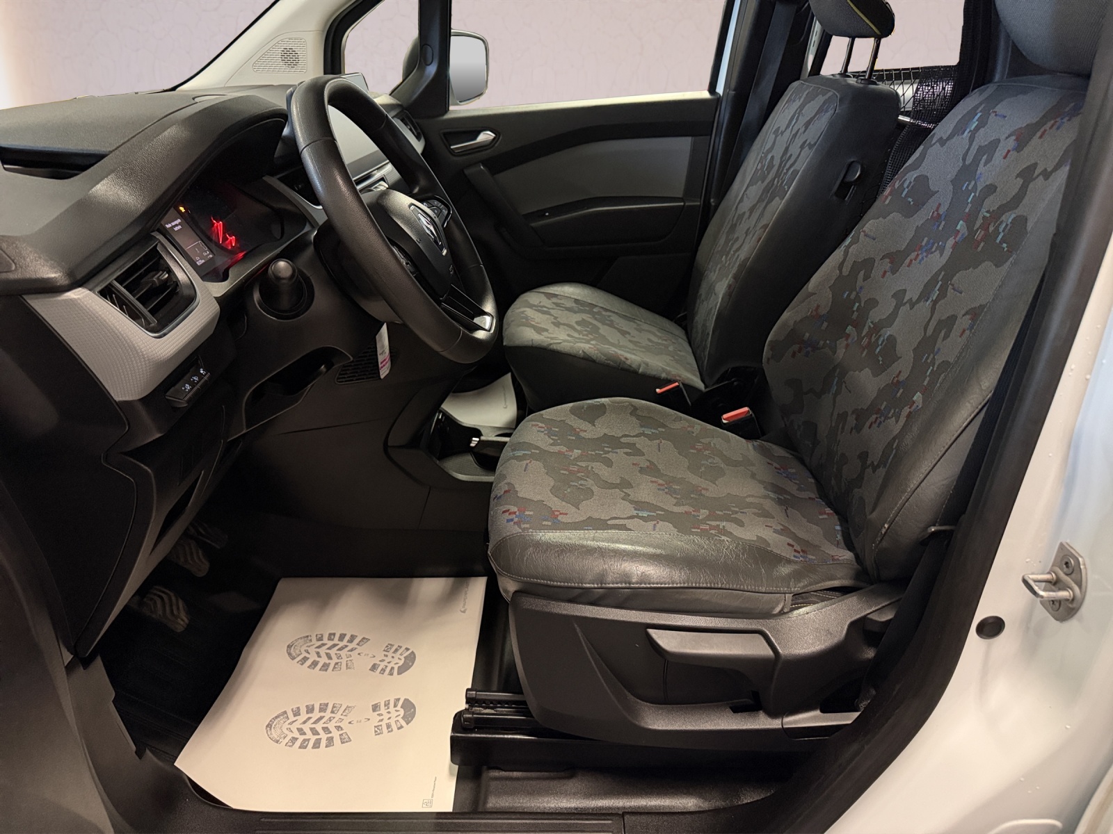 RENAULT Kangoo 1.5 BLUE DCI 95PS EXTRA-image-13