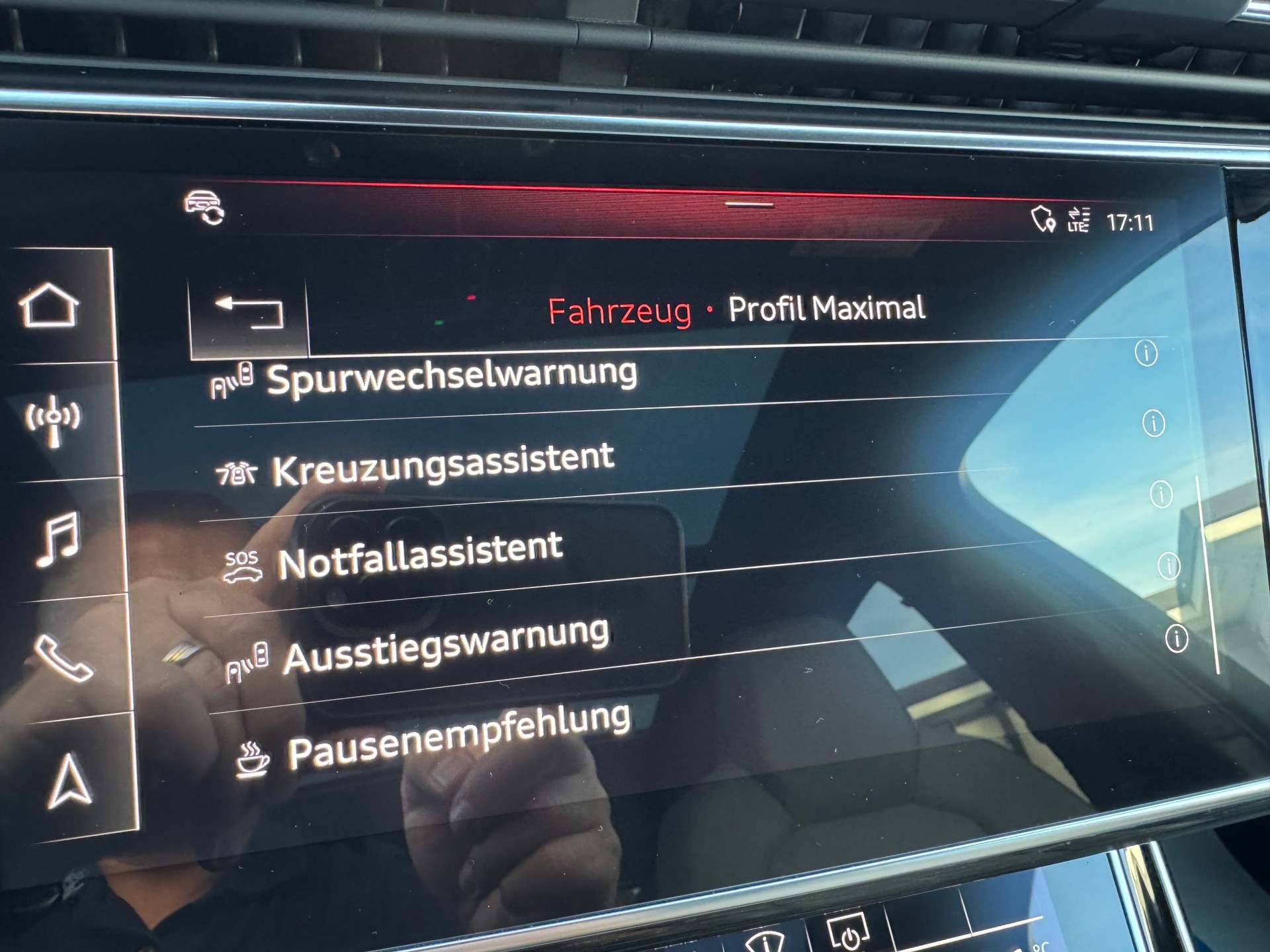 AUDI Q7 50 TDI quattro S Line tiptronic-image-24