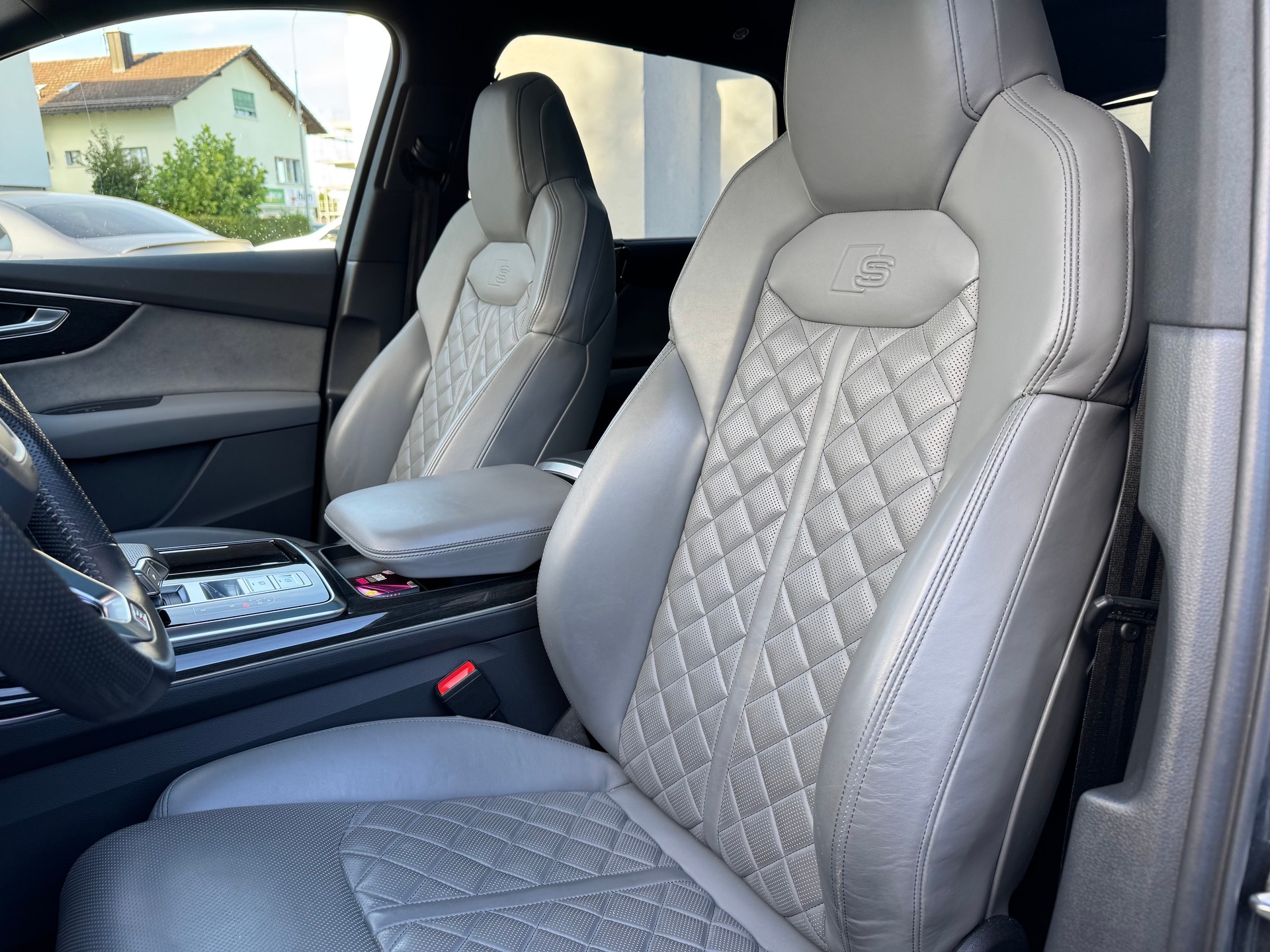 AUDI Q7 50 TDI quattro S Line tiptronic-image-8