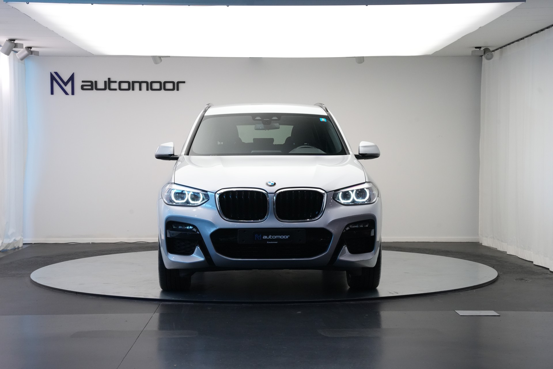 BMW X3 xDrive 48V 30d M Sport Steptronic-showroom-element-1