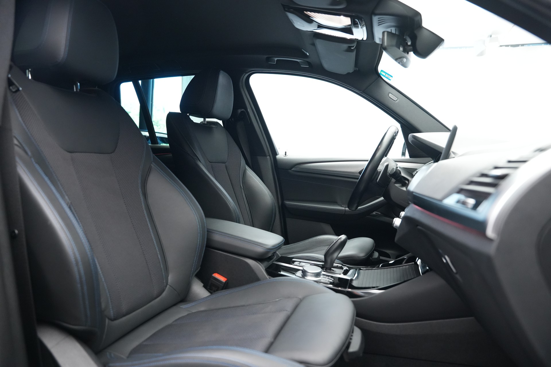 BMW X3 xDrive 48V 30d M Sport Steptronic-image-13