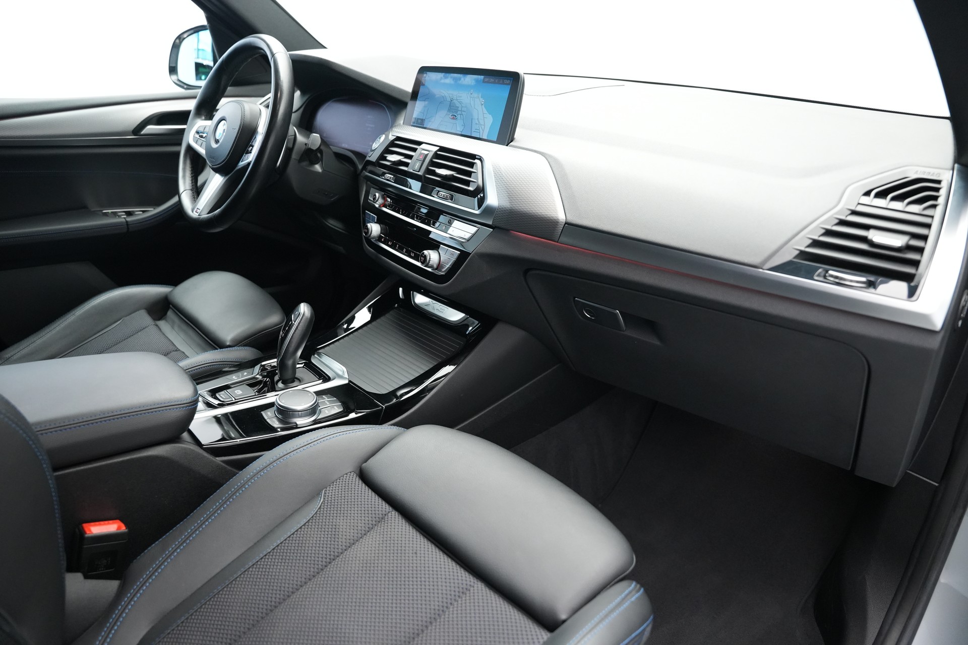 BMW X3 xDrive 48V 30d M Sport Steptronic-image-11