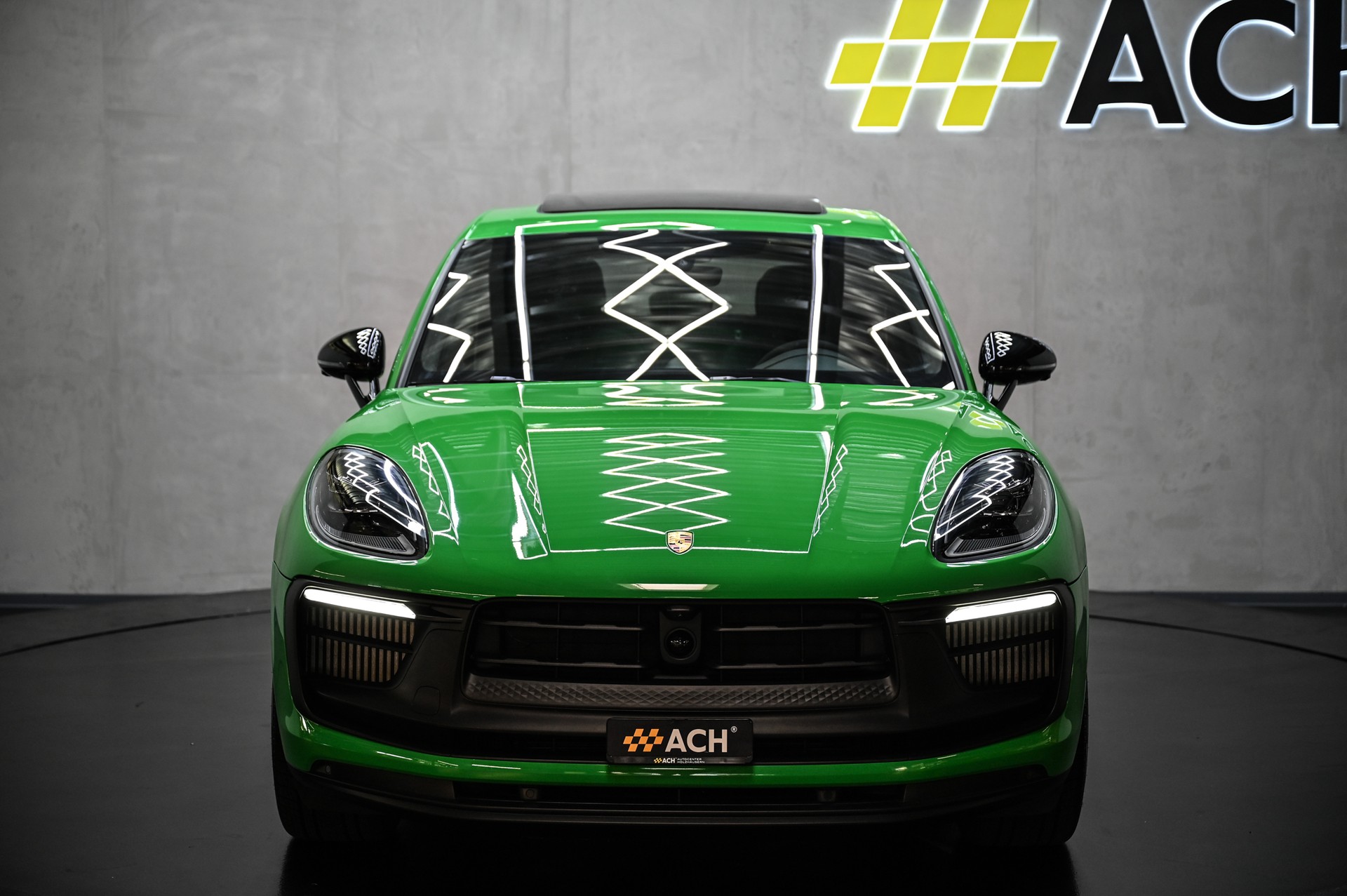 PORSCHE Macan 2.9 V6 GTS-showroom-element-1