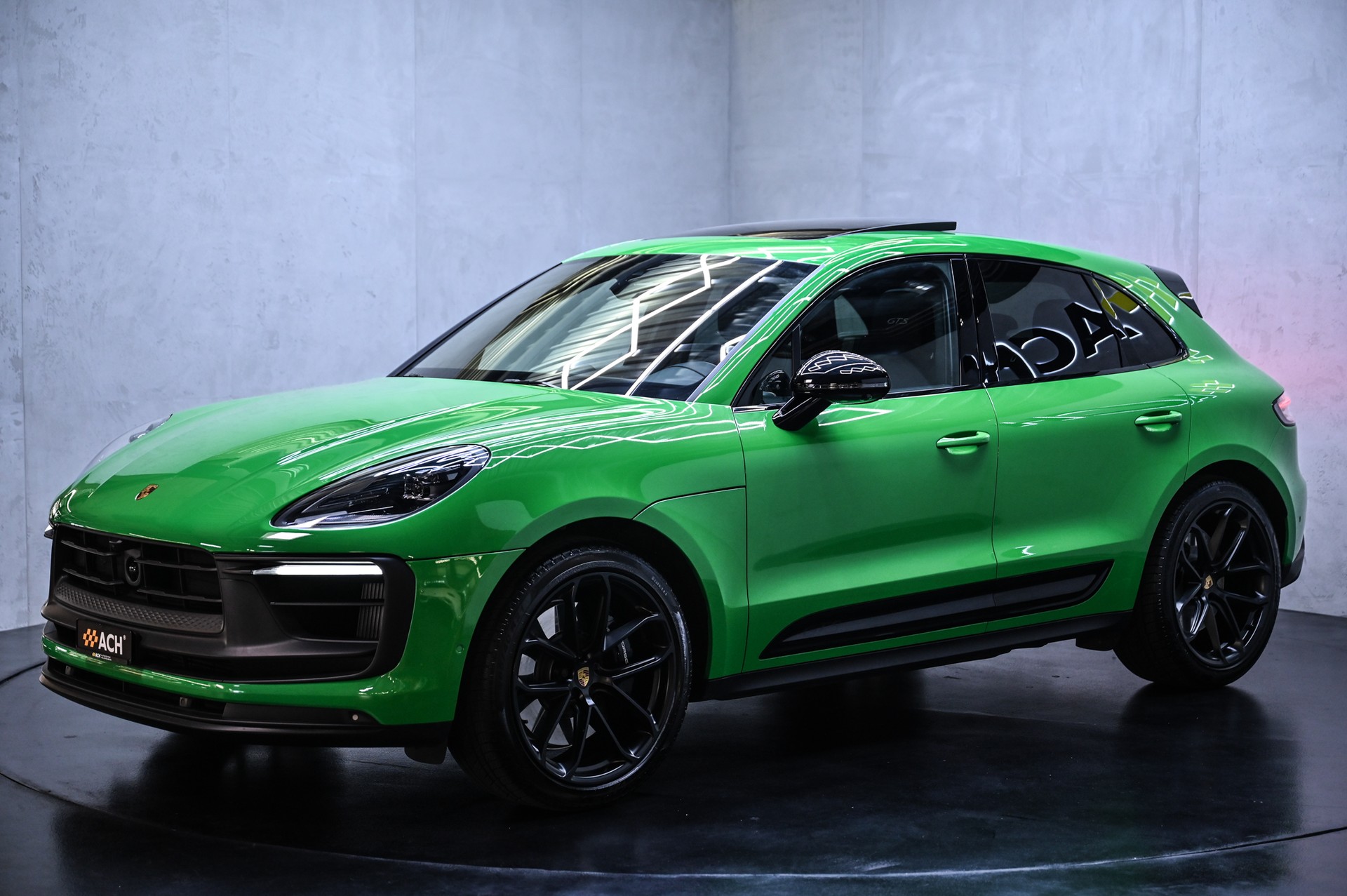 PORSCHE Macan 2.9 V6 GTS-showroom-element-2