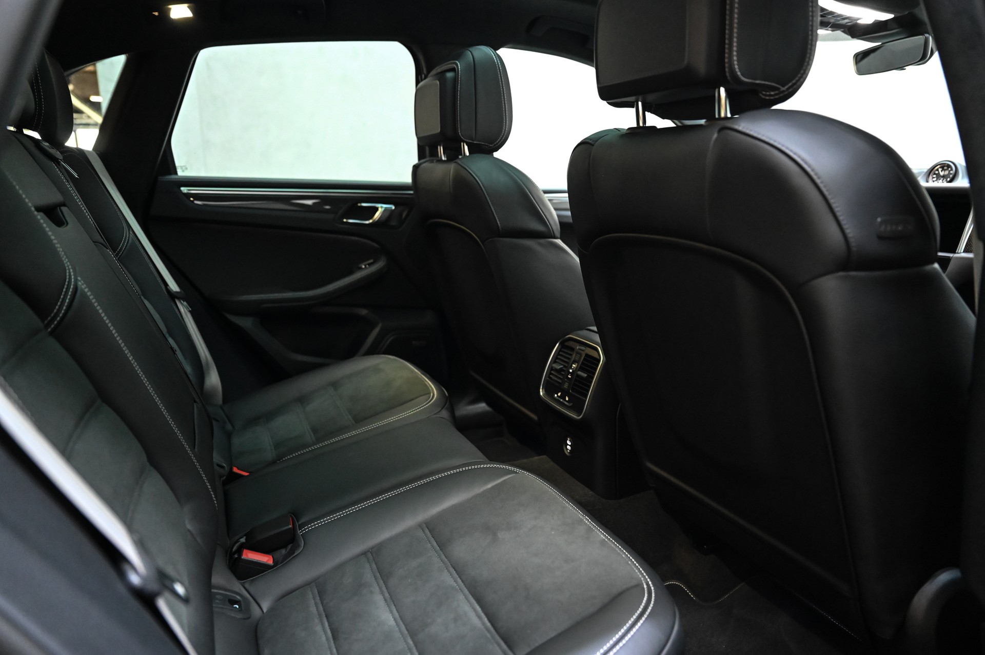 PORSCHE Macan 2.9 V6 GTS-image-33