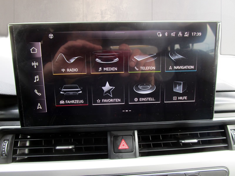 AUDI A4 Avant 40 TDI quattro S-tronic-image-20