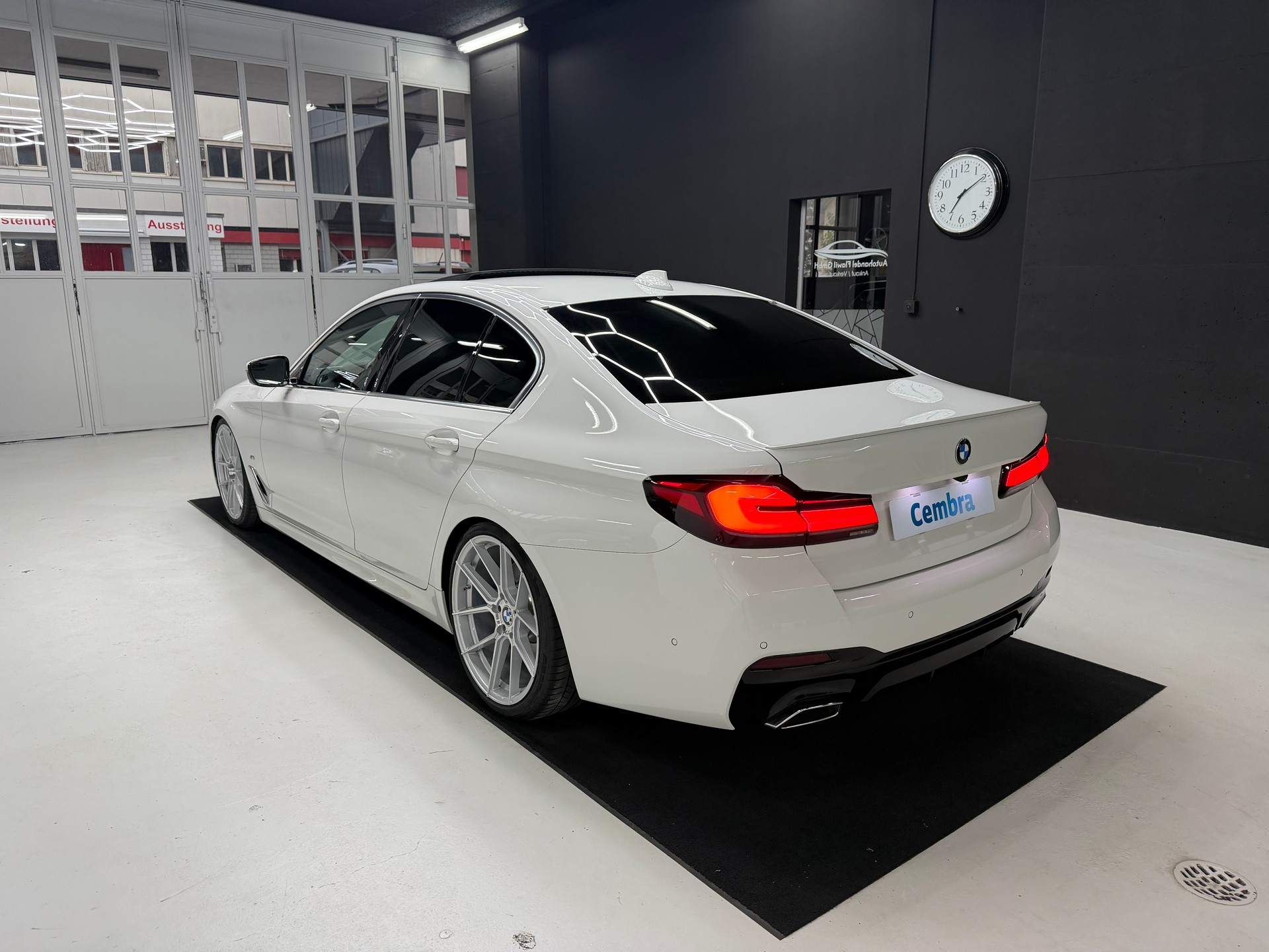 BMW 530-image-17