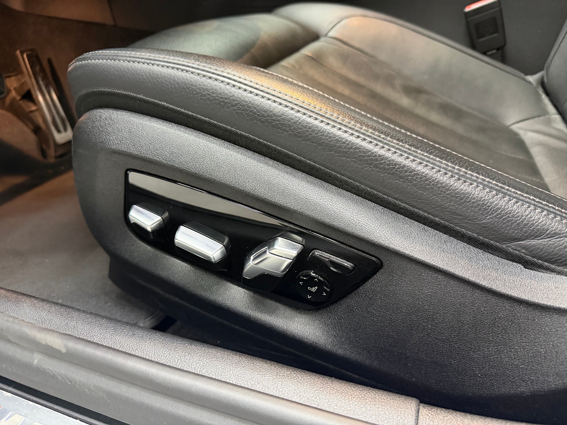 BMW 530-image-11