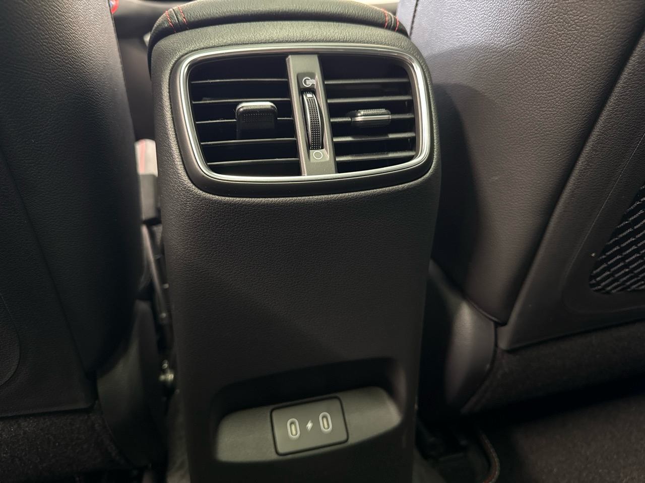 HYUNDAI i30 1.5 T-GDi N Line 48V MH DCT-image-12